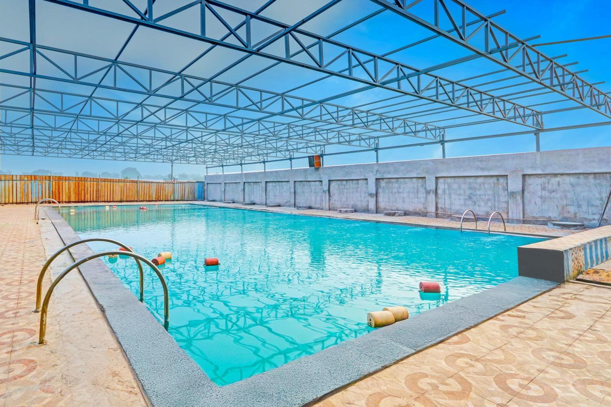 Hotel O Pankaj Hotel & Lodge Gangapur  Экстерьер фото